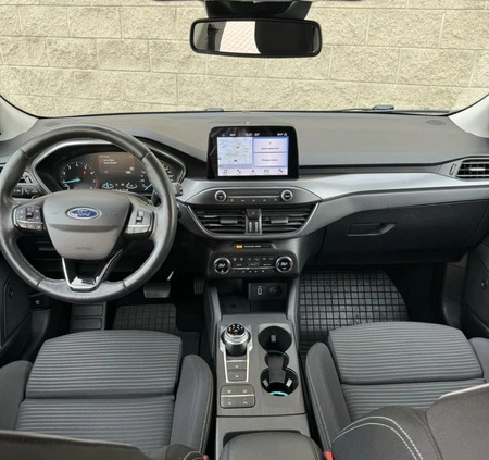 Ford Focus cena 62900 przebieg: 176000, rok produkcji 2019 z Radomsko małe 631